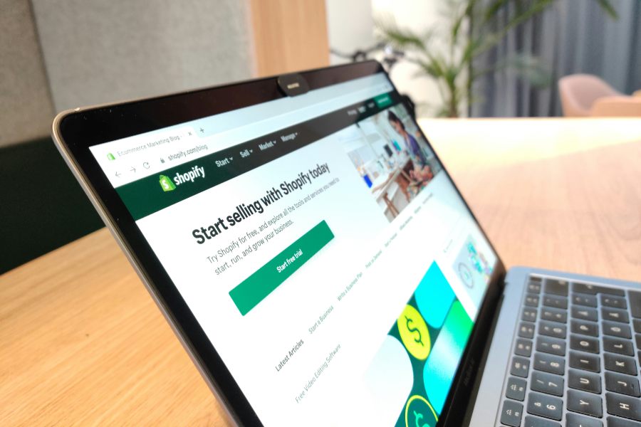 How to Find Out What Shopify Theme a Website Is Using